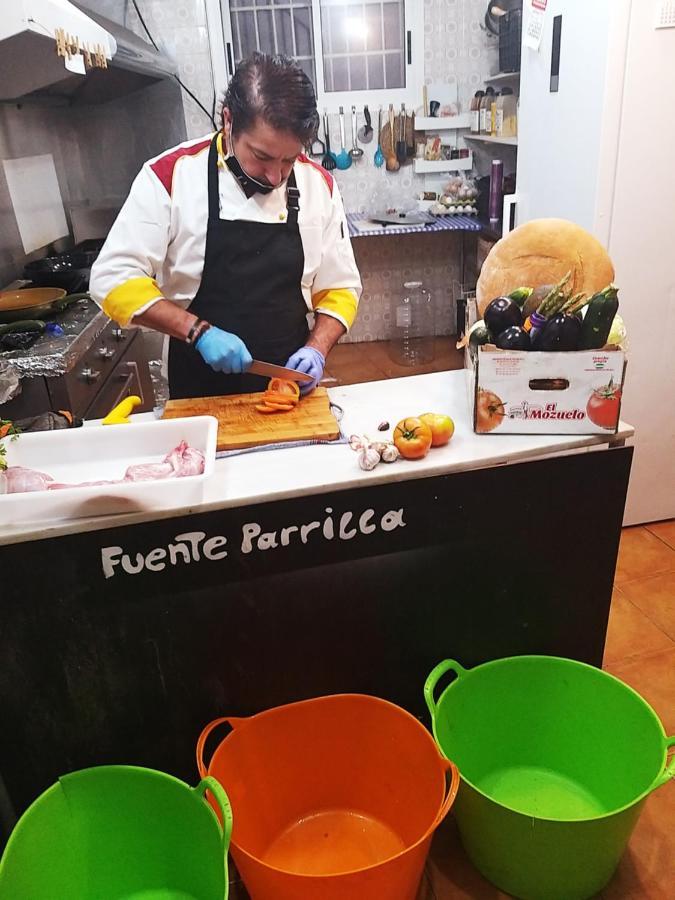 Pension La Fuente Abrucena 外观 照片