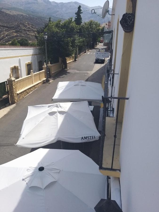 Pension La Fuente Abrucena 外观 照片