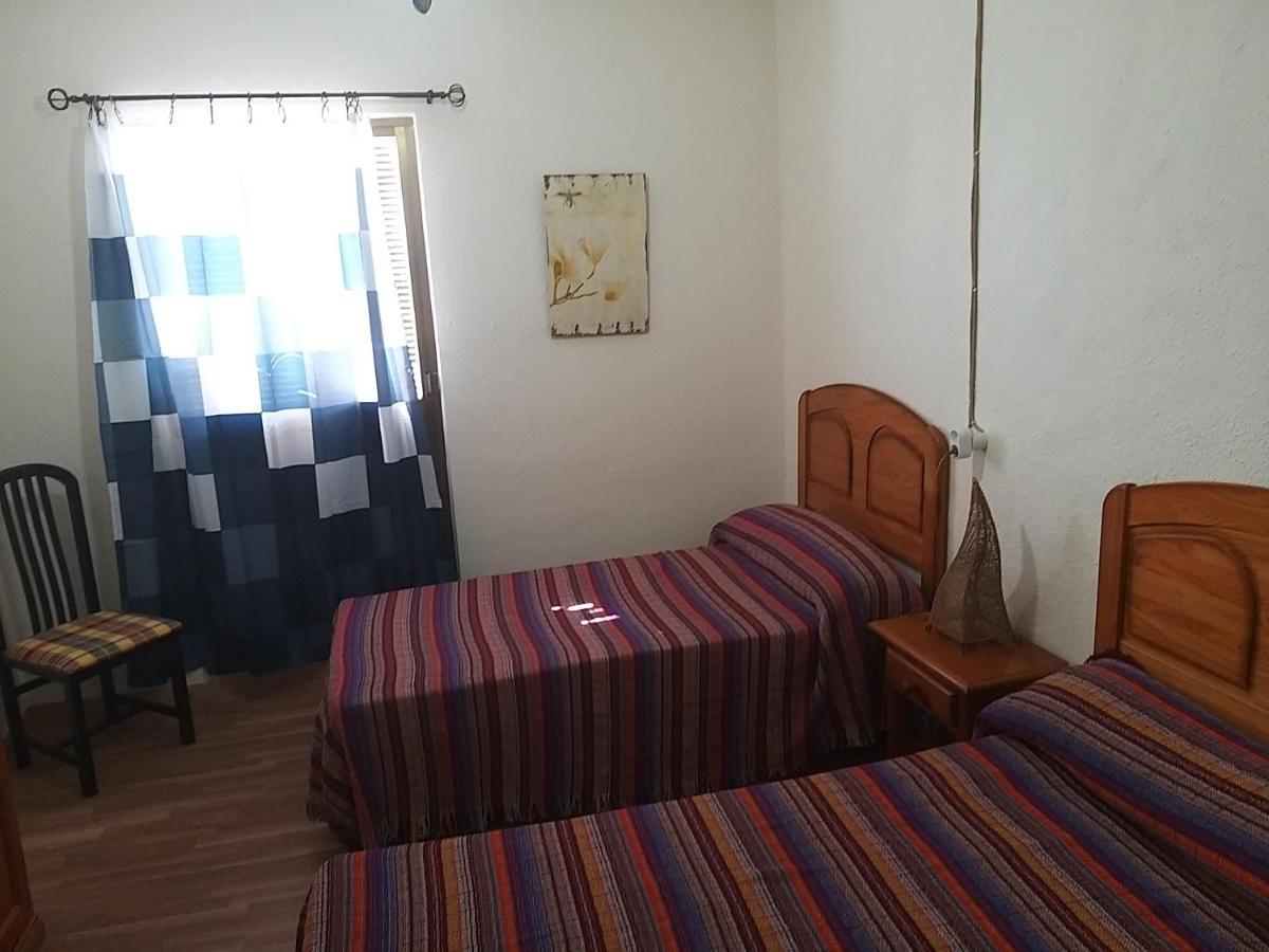 Pension La Fuente Abrucena 外观 照片